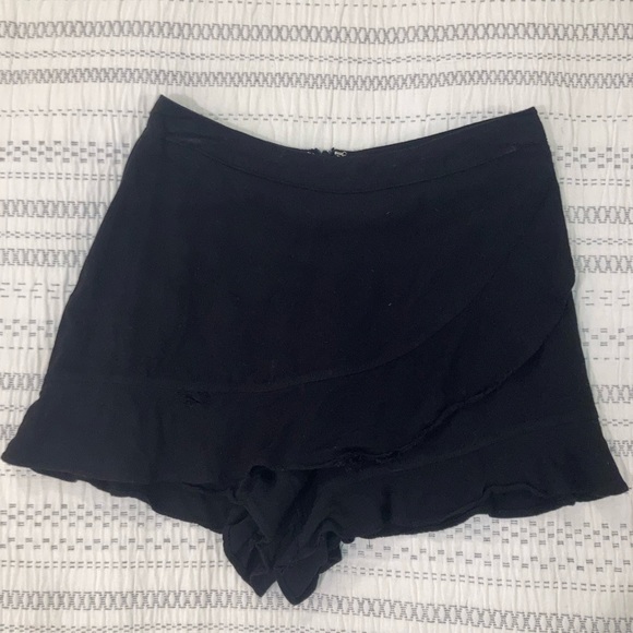 Altar’d State Riley Ruffle Skort - Extra-Small - Black - Picture 2 of 5